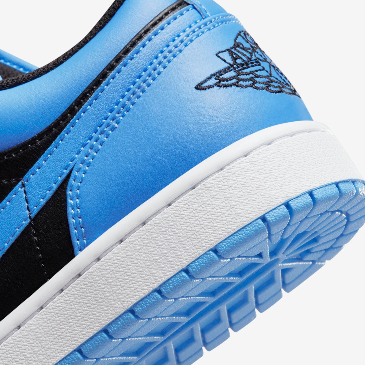 Air Jordan 1 Low Black Ligth Blue